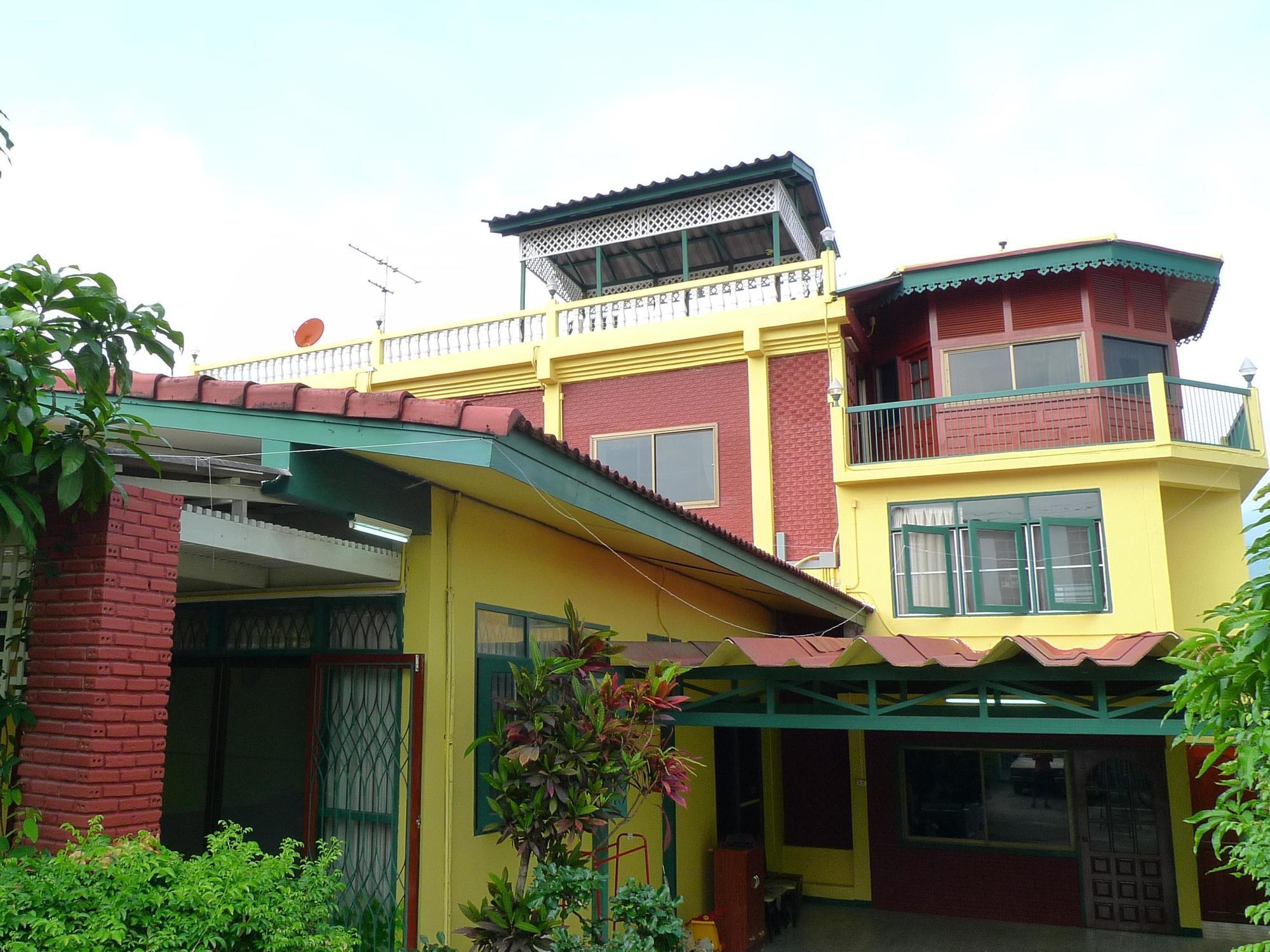 Baan Kaewta Hotel Chiang Mai Exterior photo